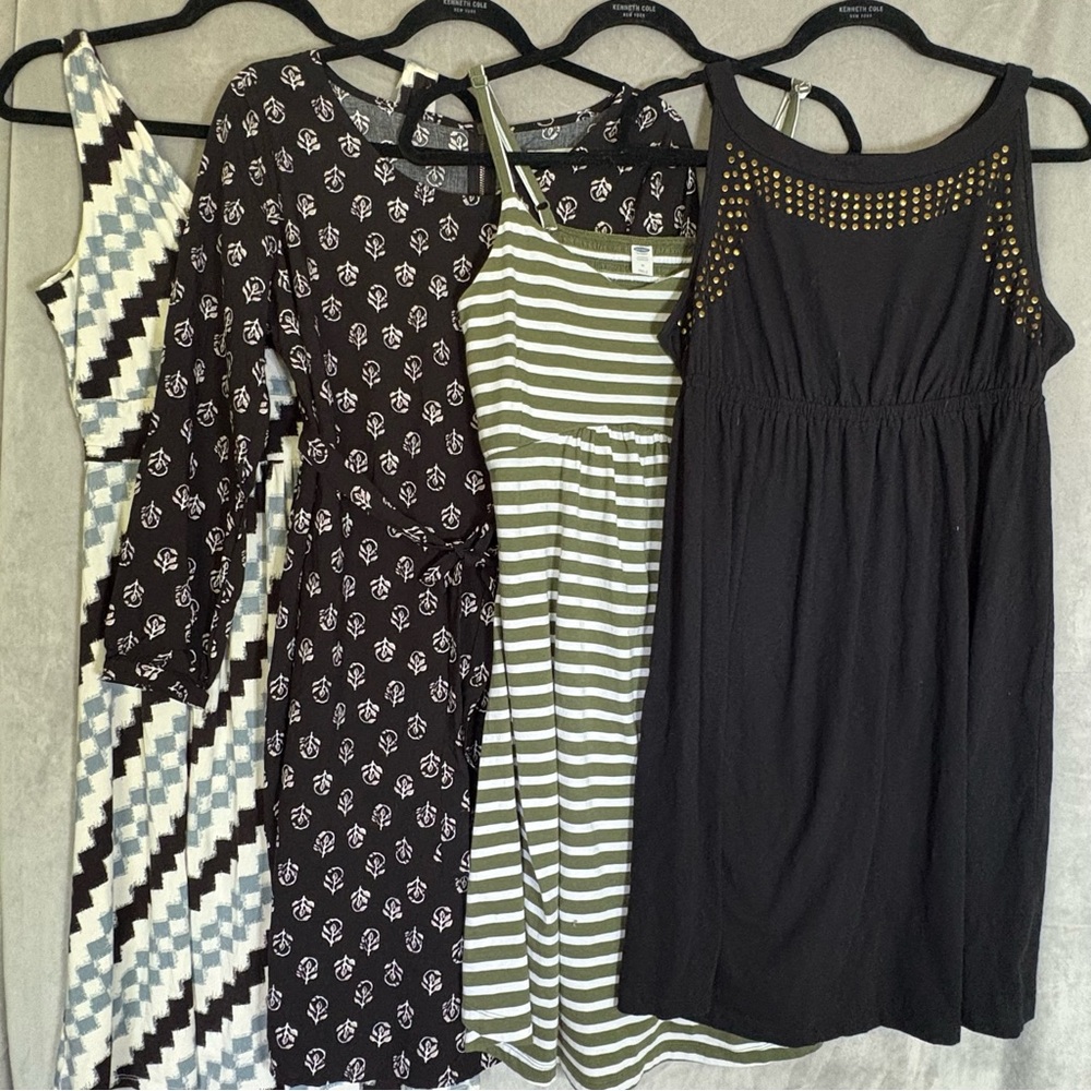 Lot of 4 Maternity Dresses Liz Lange, Motherhood Maternity, Old Navy